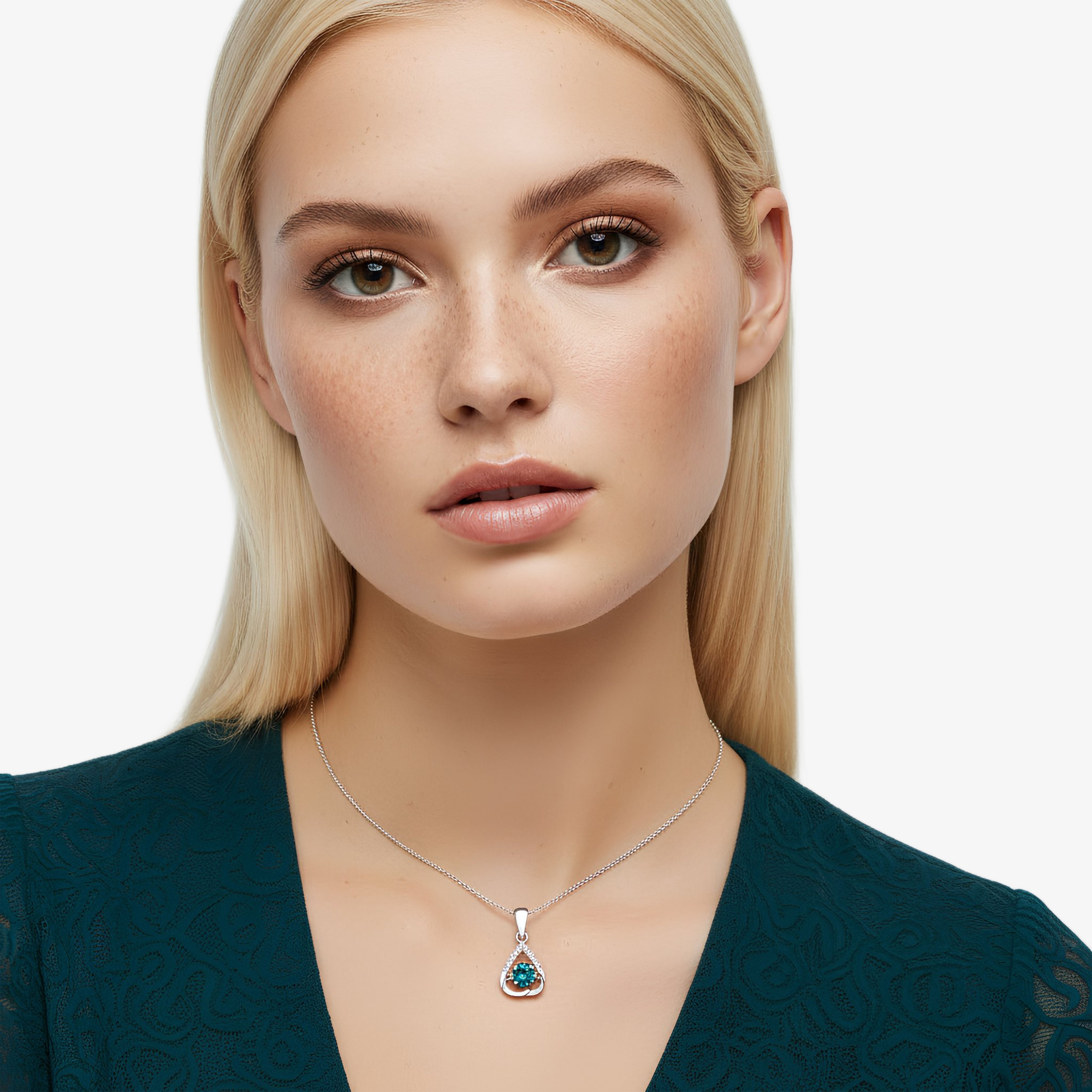 Heart pendant necklace "Hearty Shine"