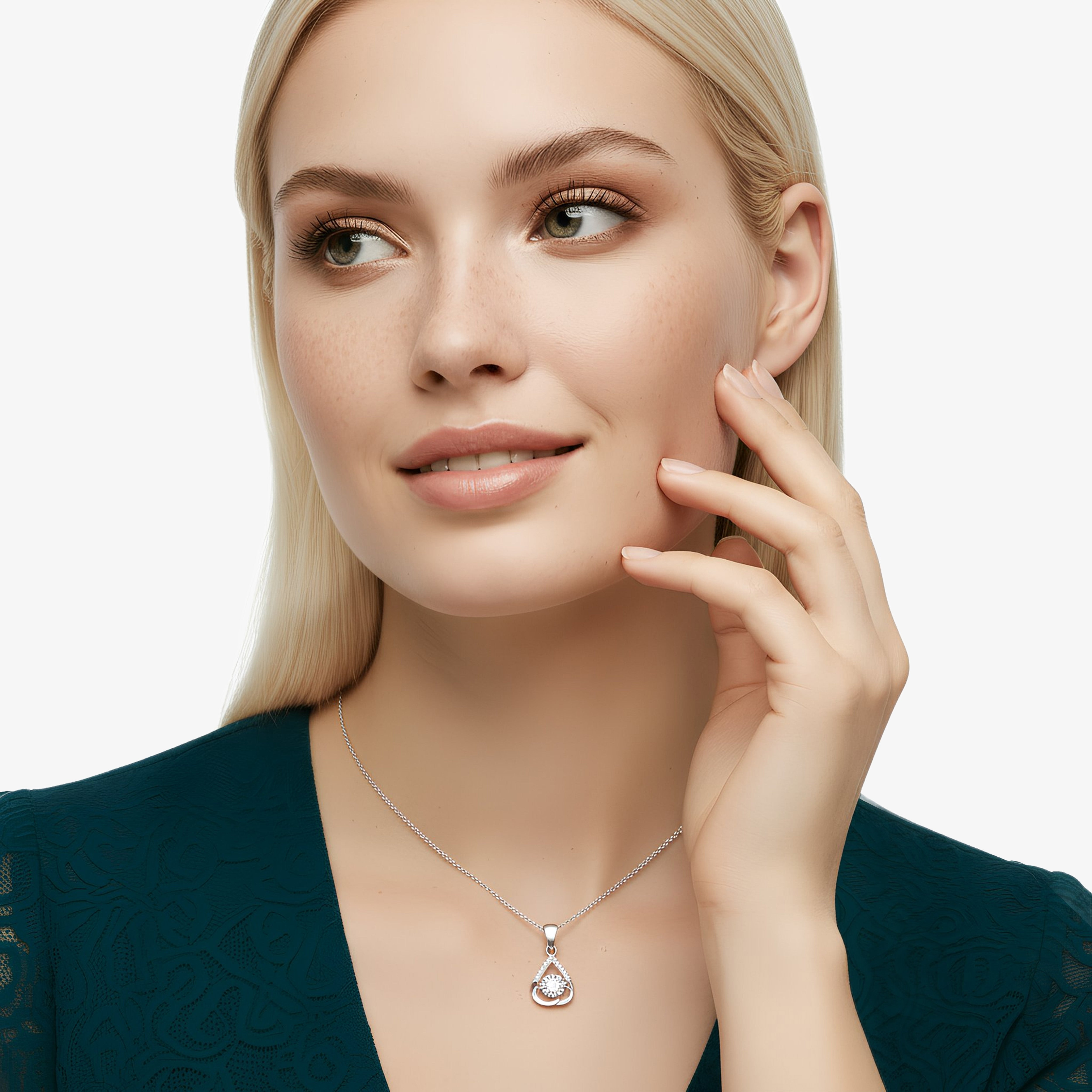 Heart pendant necklace "Hearty Shine"