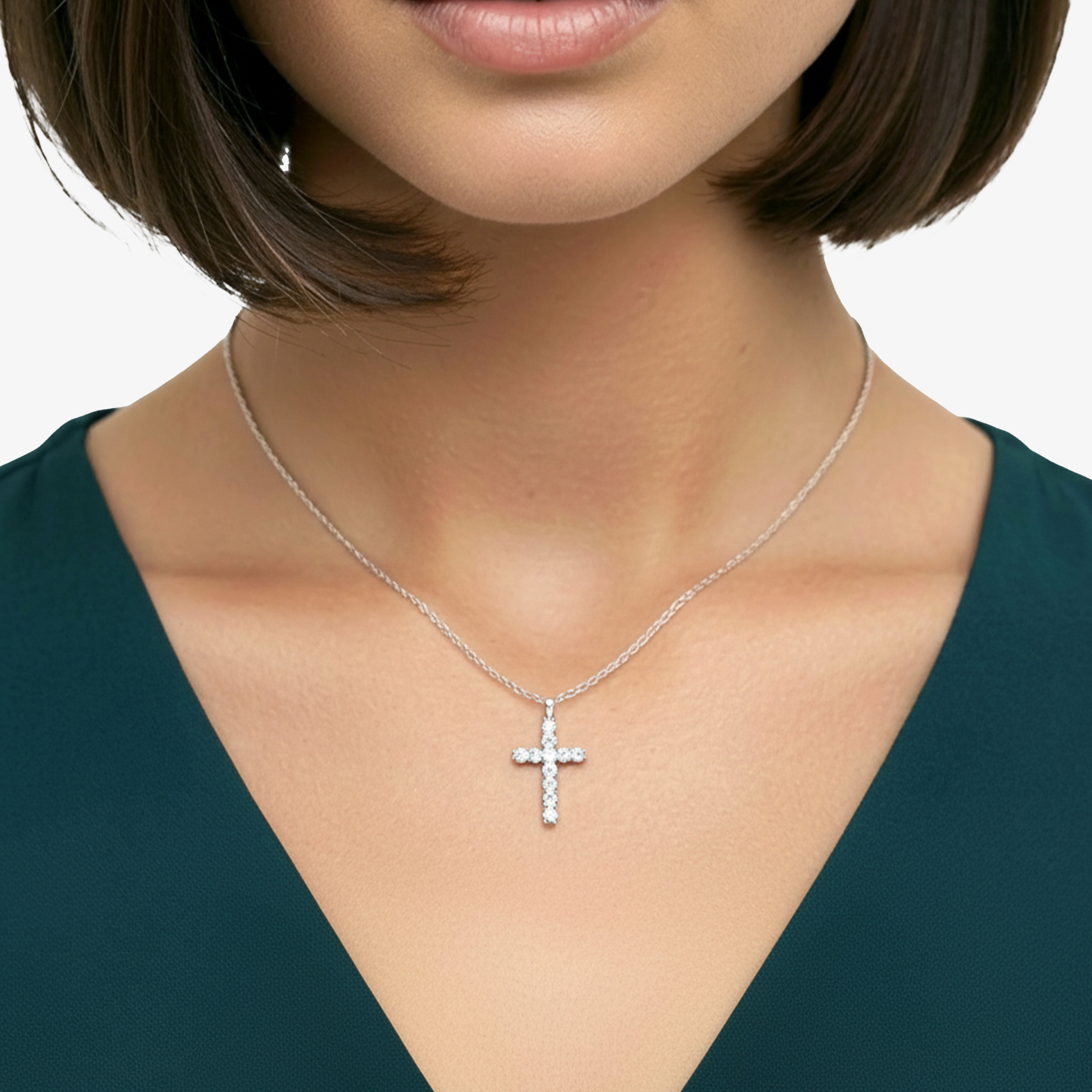 925 silver cross pendant with moissanite