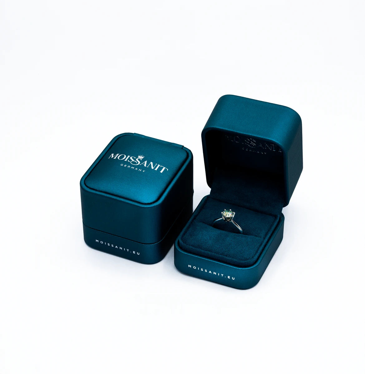 Eternal Love Moissanite Engagement & Wedding Ring – 1ct, 925 Sterling Silver, Timeless Elegance