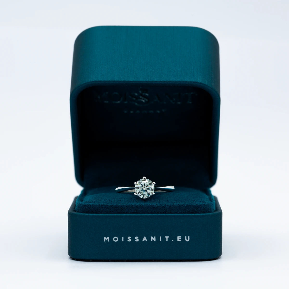 Eternal Love Moissanite Engagement & Wedding Ring – 1ct, 925 Sterling Silver, Timeless Elegance