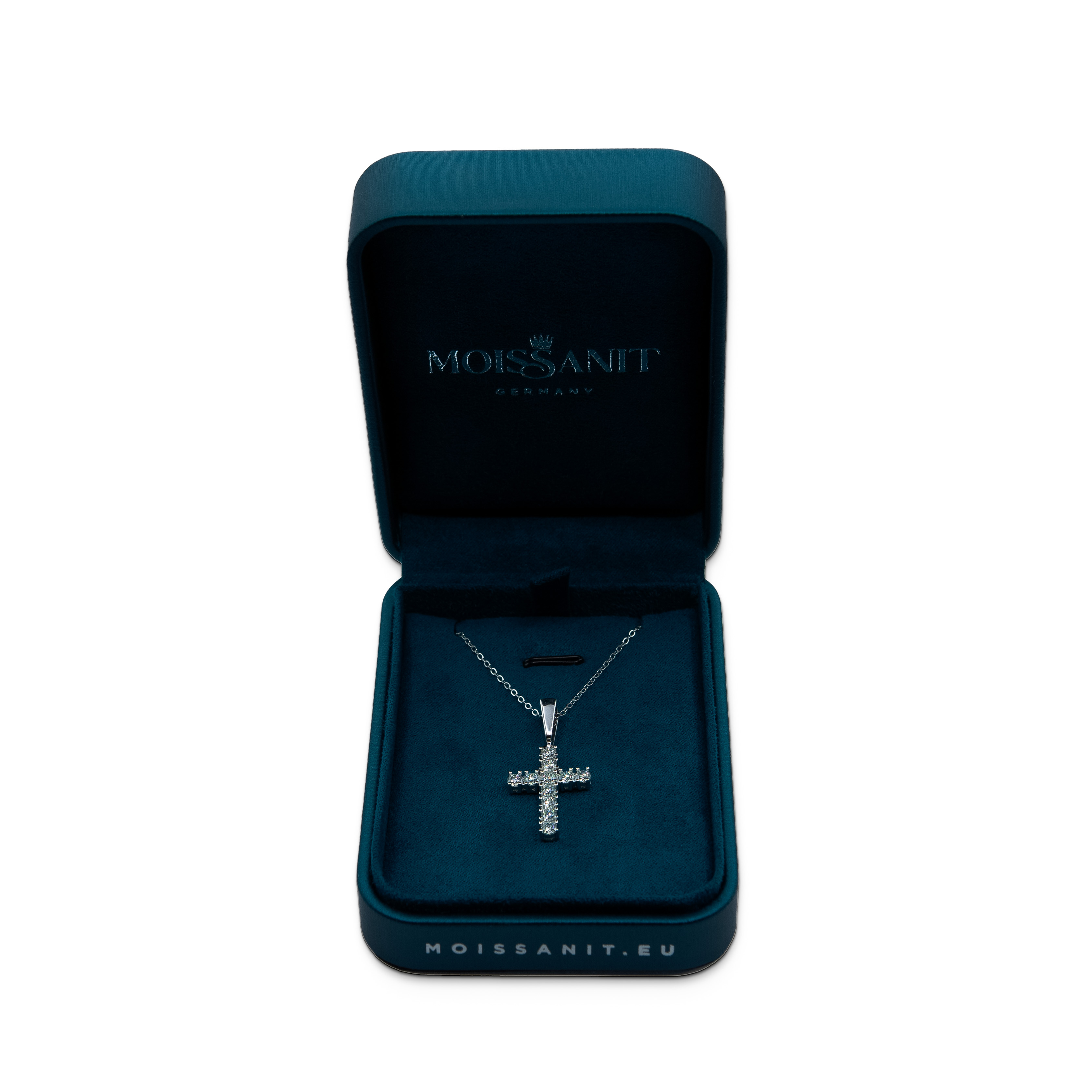 925 silver cross pendant with moissanite