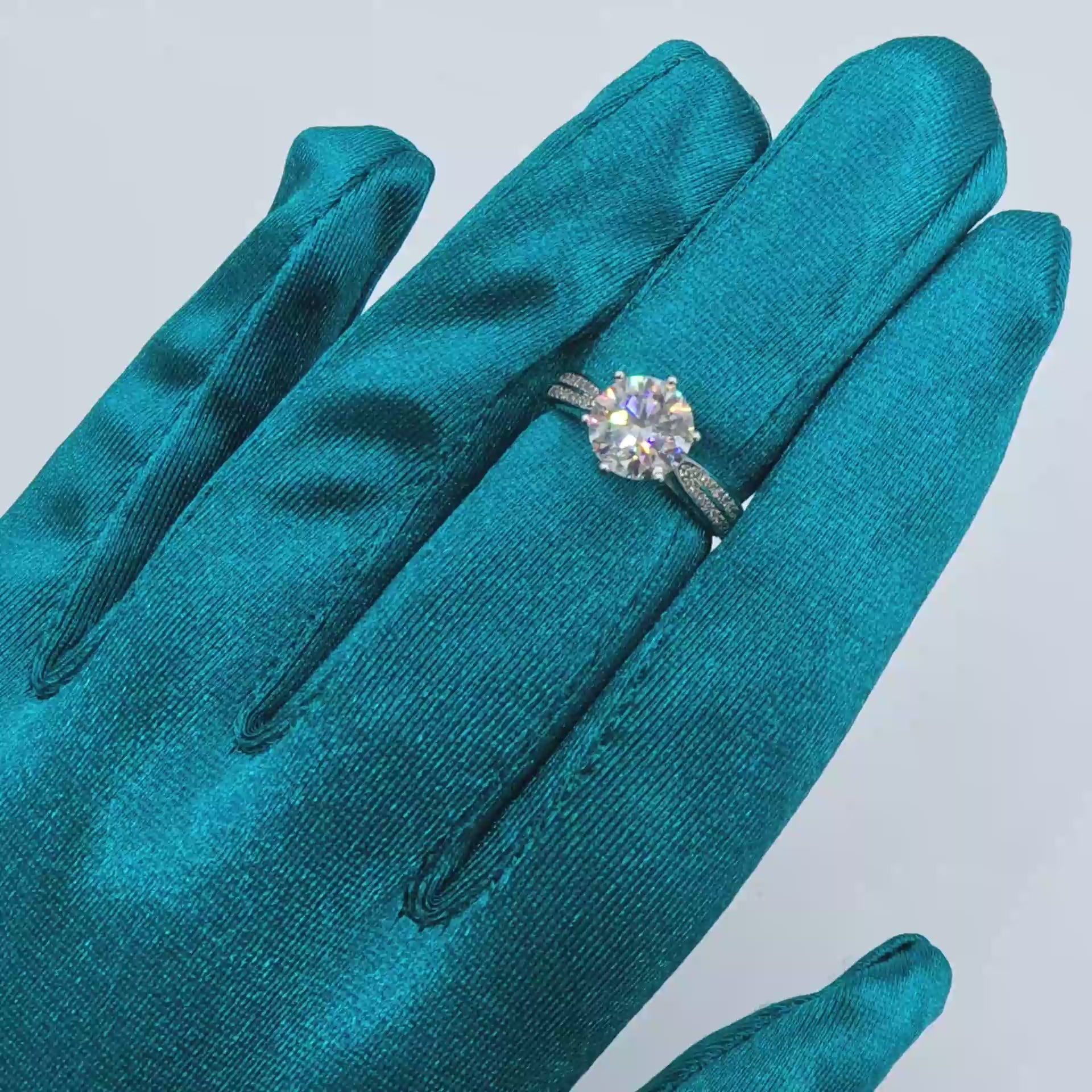 Blossom Rush: 925 silver moissanite ring