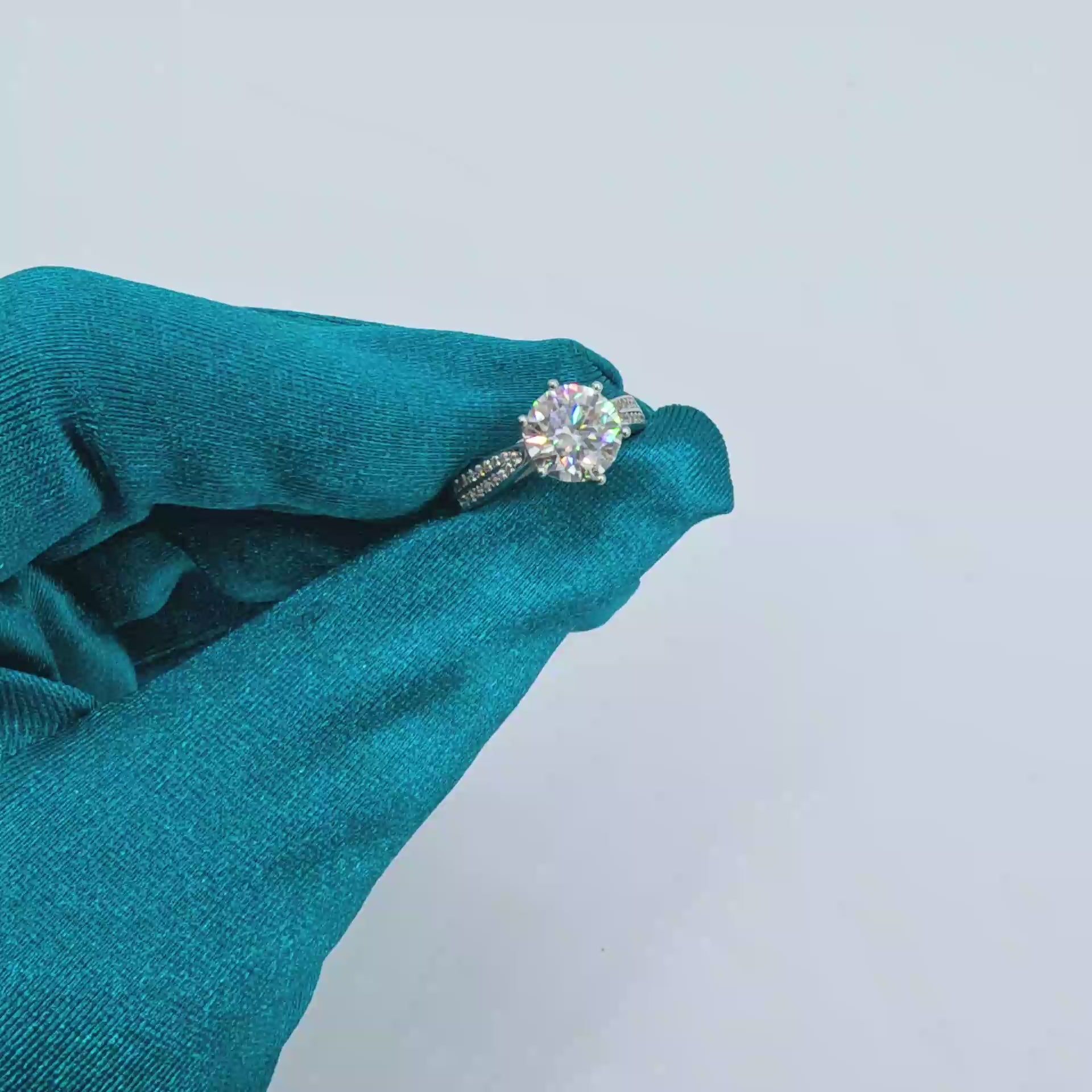 Blossom Rush: 925 silver moissanite ring